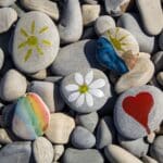 conseils et idees pour decorer un galet 1